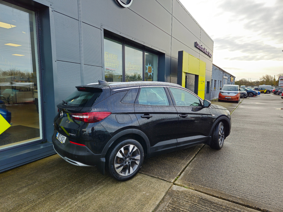 2019 Opel Grandland X - image 6