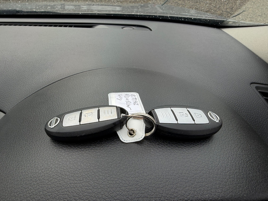 2018 Nissan Pulsar - image 11