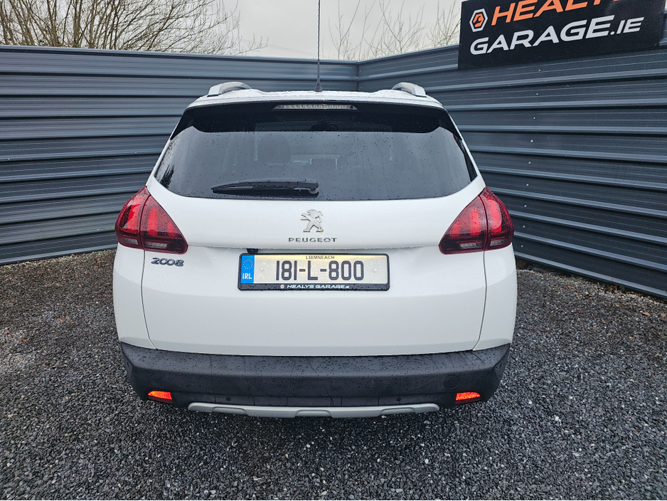 2018 Peugeot 2008 - image 5