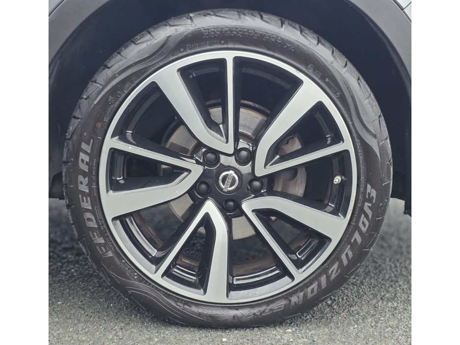 2015 Nissan Qashqai 1.2 PET SVE + GLASS ROYALE ROOF E6 4DR €14,950