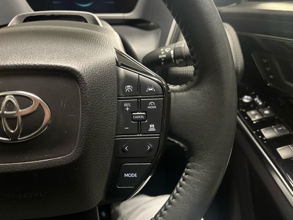 2022 Toyota bZ4X - image 14
