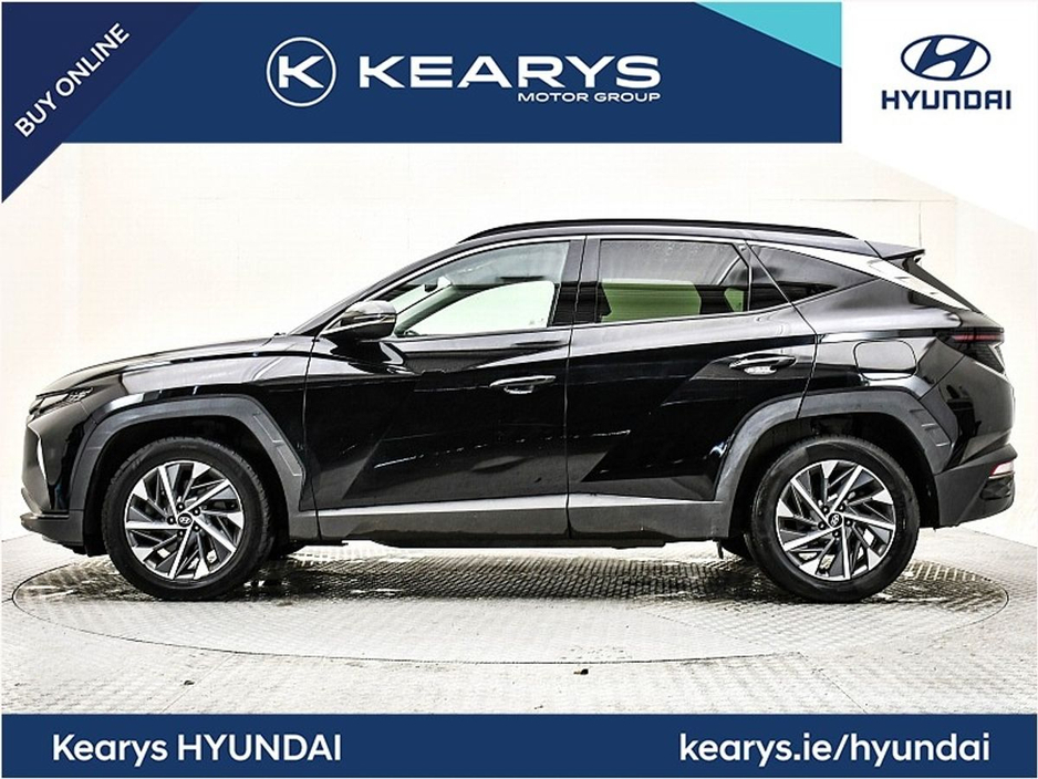 2022 Hyundai Tucson - image 3