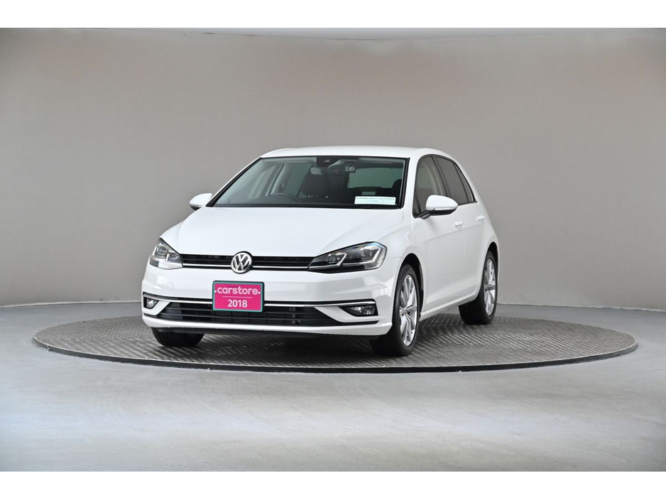 2018 Volkswagen Golf - image 3
