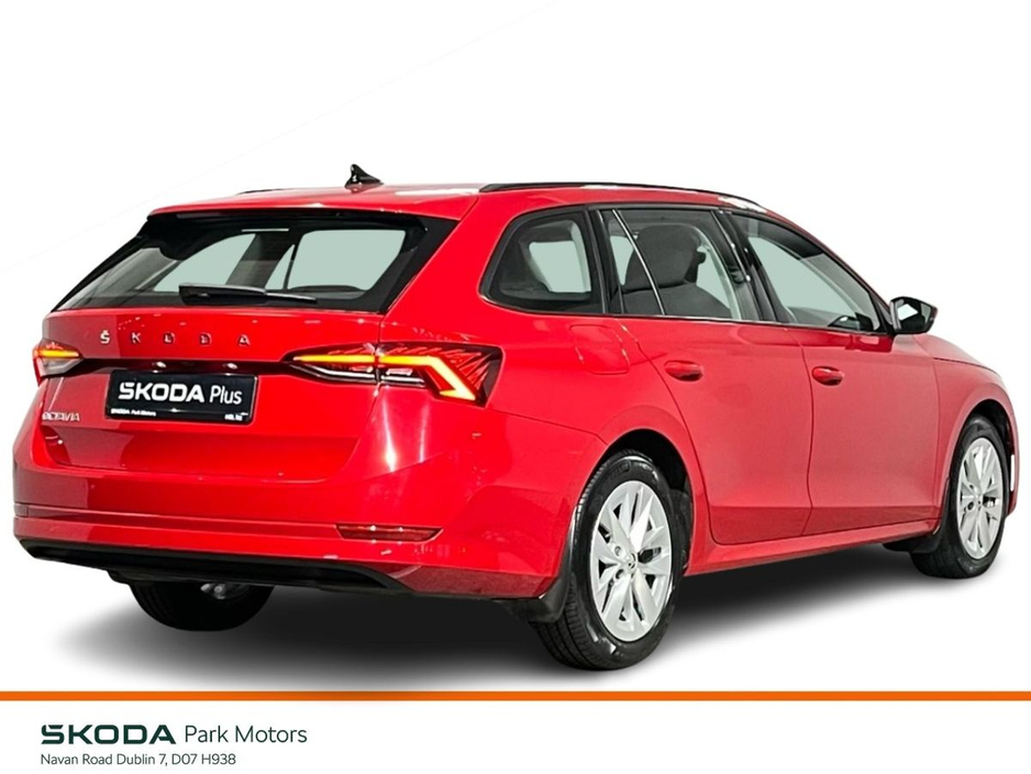 2023 Skoda Octavia Ambition Combi 1.0TSI 110BHP - Reversing Camera - Climate Control - Cruise Control - Auto Lights/Wipers - Apple CarPlay/Android Auto €25,950