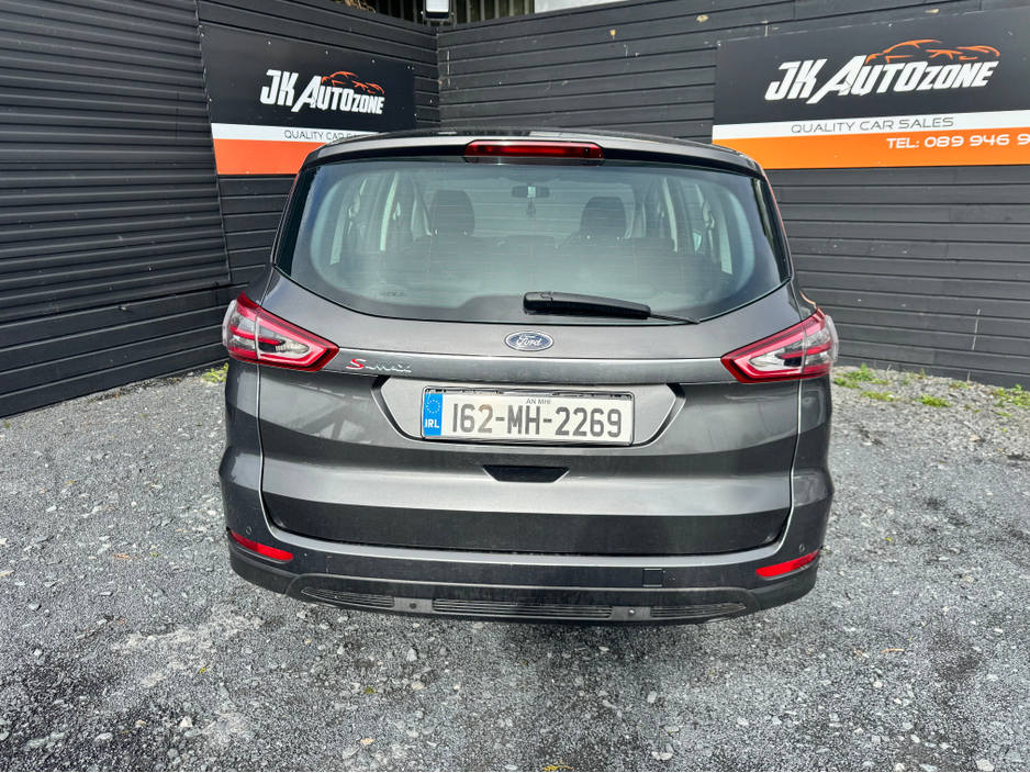 2016 Ford S-Max - image 5