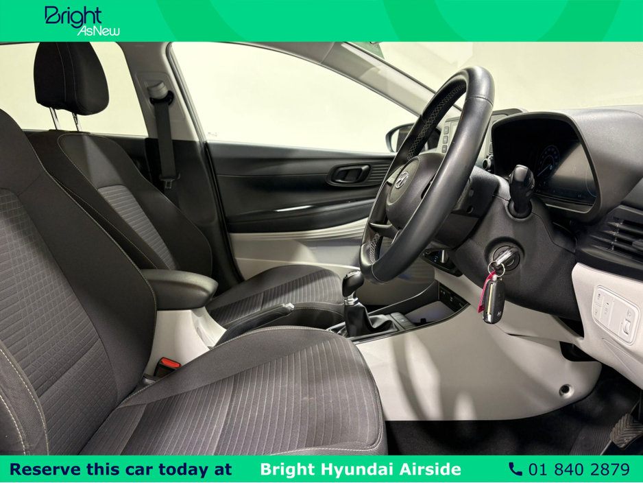 2021 Hyundai i20 - image 14