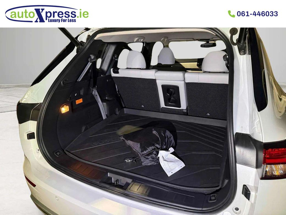 2022 Mitsubishi Outlander - image 4