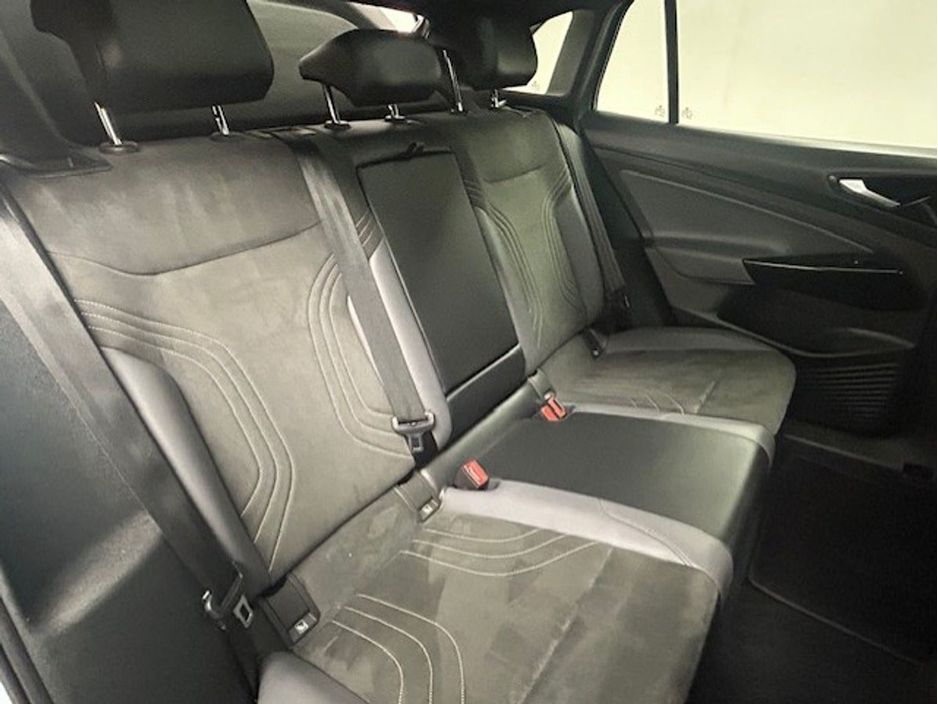 2022 Volkswagen ID.4 - image 19