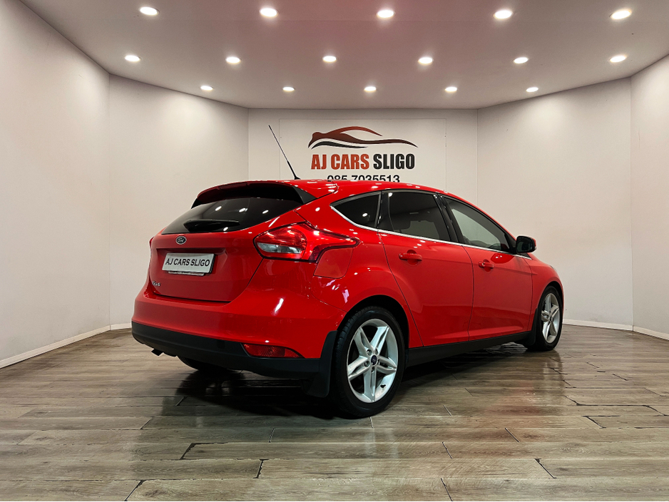 2015 Ford Focus 1.5 TDCI ZETEC 120PS 5DR €7,950