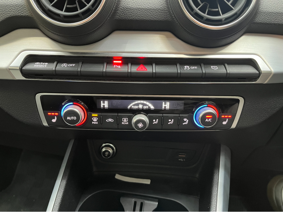 2020 Audi Q2 €22950 2020 AUDI Q2 30TFSI SPORT1.0 AUTOMATIC / CRUISE CONTROL / REVERSE CAMERA / HEATED SEATS AND MORE €22,950