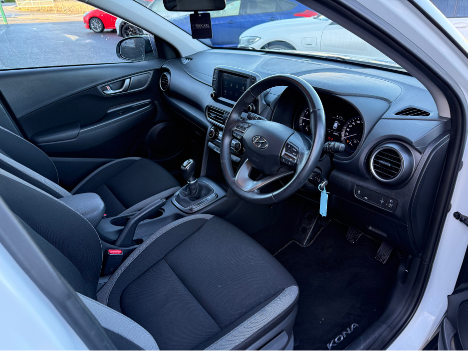 2019 Hyundai Kona KAUAI  EXECUTIVE TWO TONE 5DR €16,950