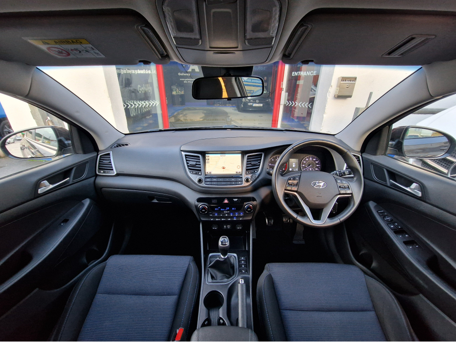 2015 Hyundai Tucson 2.0 CRDI SE NAV-LOW MILEAGE-NEW NCT €12,450