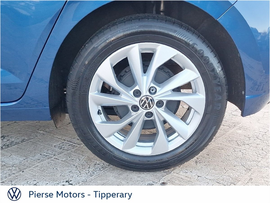 2025 Volkswagen Polo - image 8