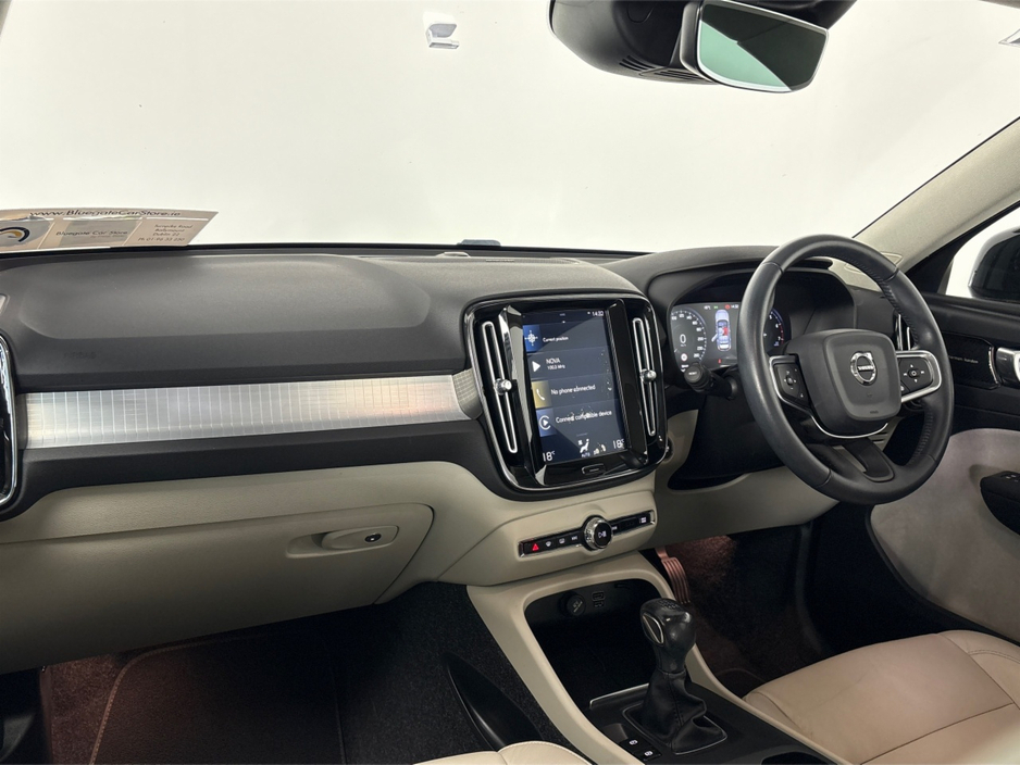 2020 Volvo XC40 - image 30