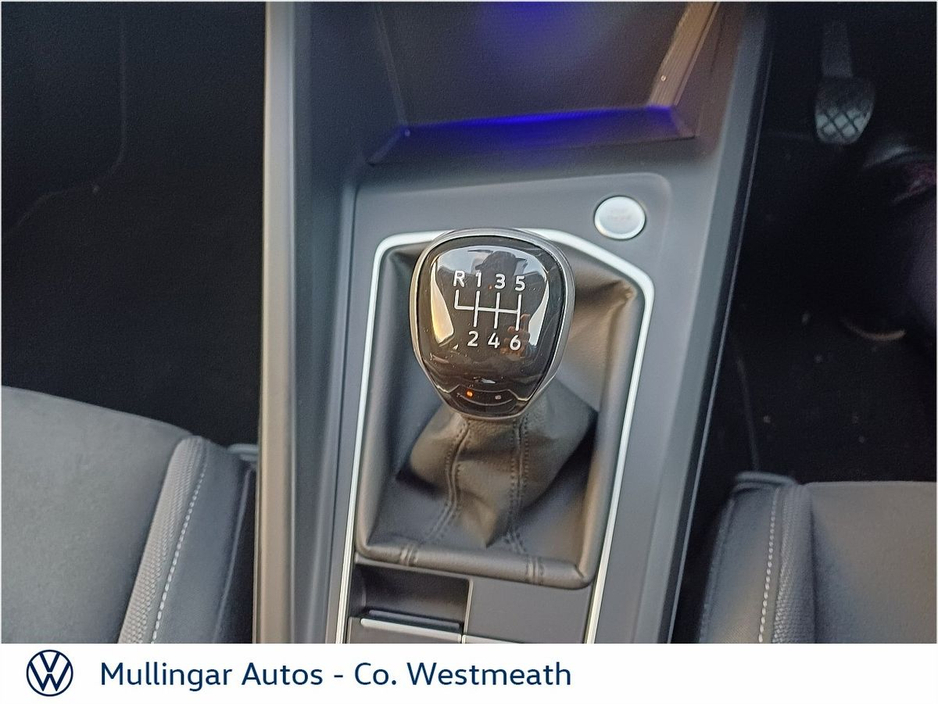 2022 Volkswagen Golf 2.0 TDI 115HP Style €26,950