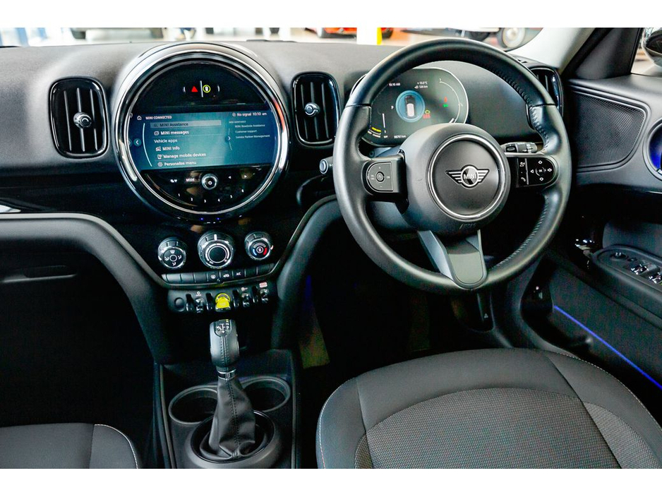 2022 MINI Countryman - image 27