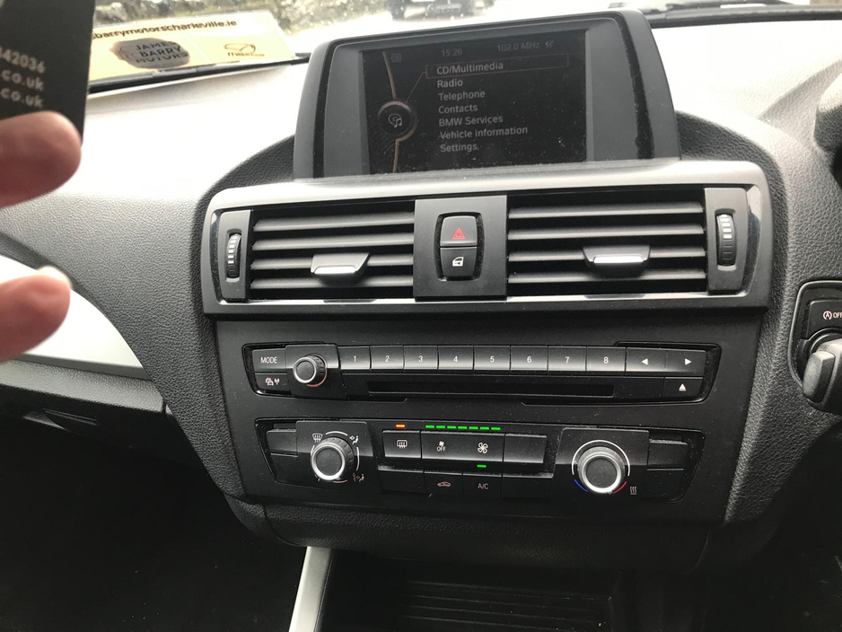 2013 BMW 1 Series - image 6