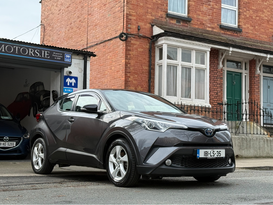 2018 Toyota C-HR - image 3