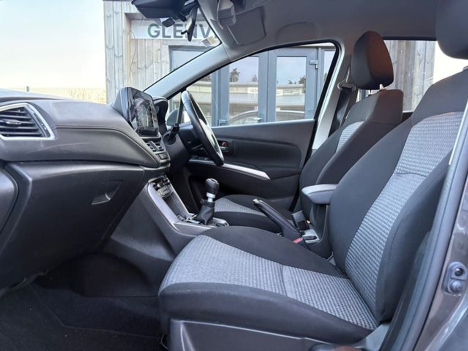 2023 Suzuki SX4 - image 18