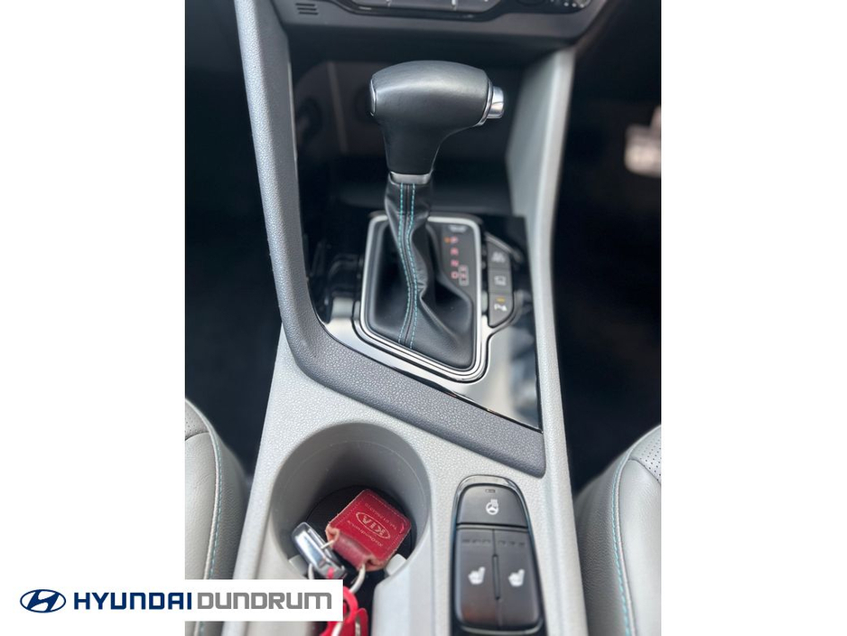 2020 Kia Niro - image 22