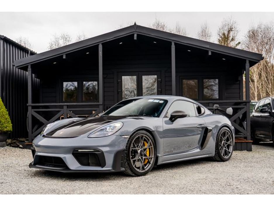 2023 Porsche Cayman - image 3