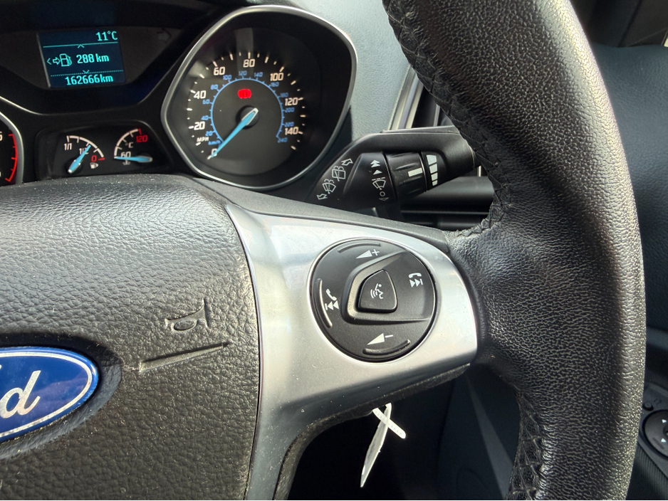 2013 Ford Grand C-Max - image 19