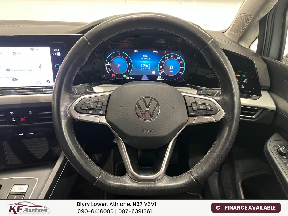 2023 Volkswagen Golf - image 23