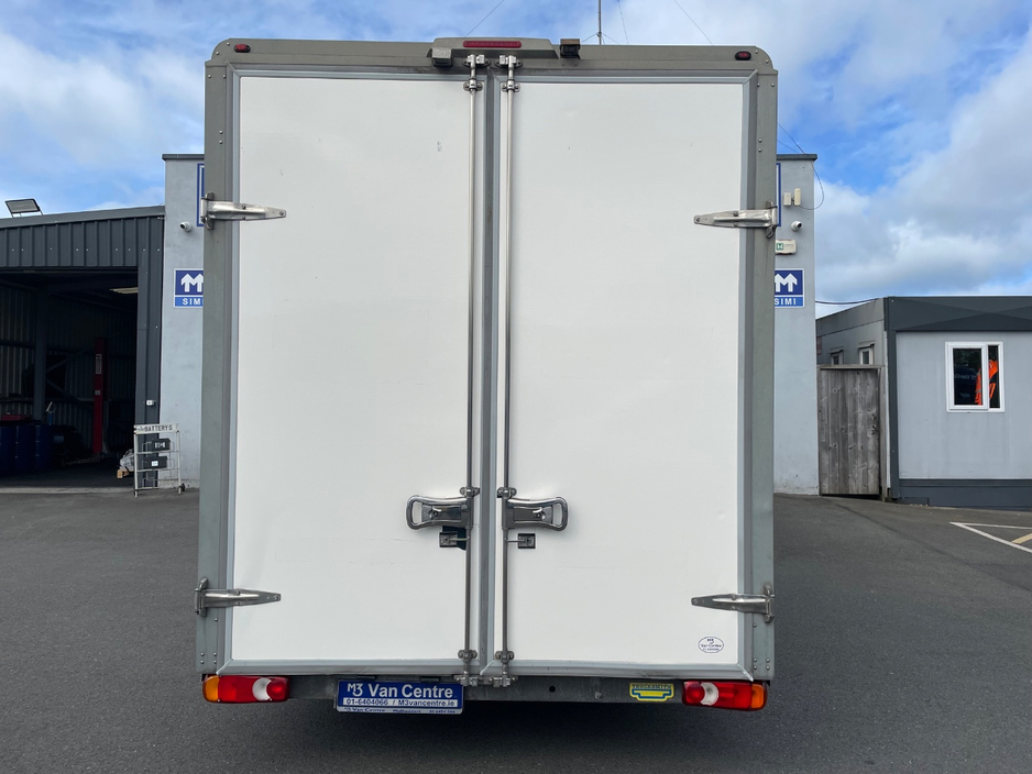 2023 Renault Master - image 4