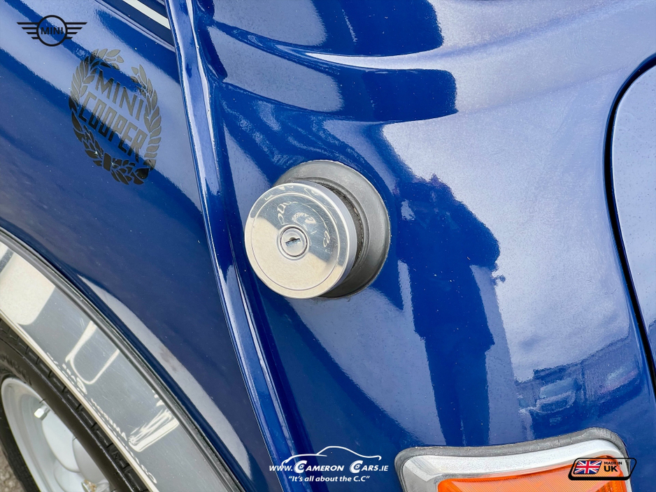 1985 Austin Mini - image 14