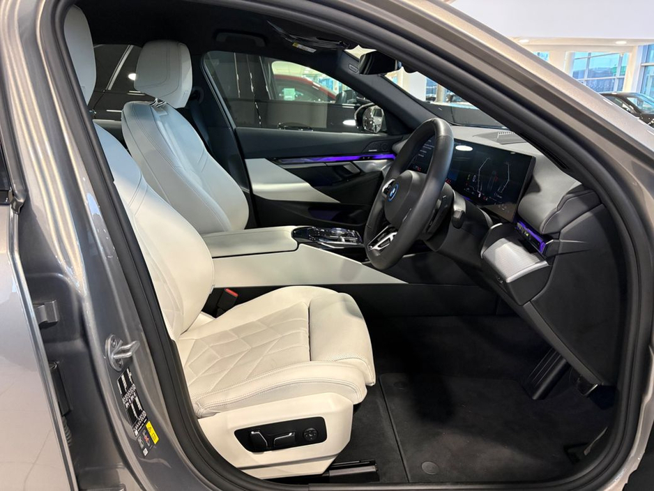 2025 BMW 5 Series 530e M-SPORT=IVORY INTERIOR//AS NEW//D REG=2 YEAR BMW WARRANTY=TAILORED FINANCE PACKAGES AVAILABLE=TRADE IN’S WELCOME €64,995