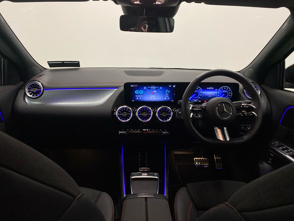 2025 Mercedes-Benz EQA - image 10