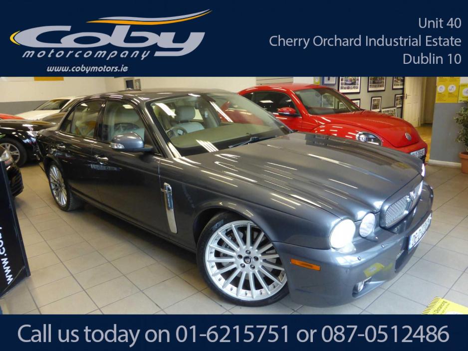 2006 Jaguar XJR 4.2 SUPERCHARGED V8 4DR AUTO 405 BHP. Stunning car with 2 Keys, Heated Seats, MFSW, SAT NAV, Dual Climate Control, Leather Seats, Interior Wood Finish, and Much Much More. €24,950