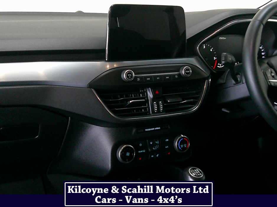 2020 Ford Focus - image 18