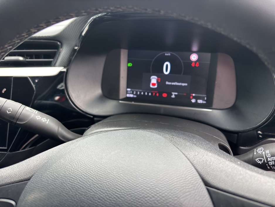 2023 Opel Corsa - image 9