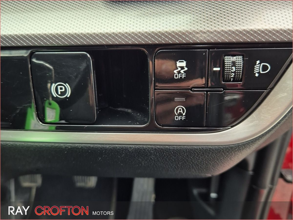 2022 Kia Sportage - image 20