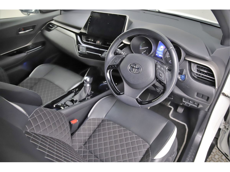 2019 Toyota C-HR 1.8 HYBRID *HALF LEATHER*REVERSE CAM*10" ANDROID CAR PLAYER* €21,490