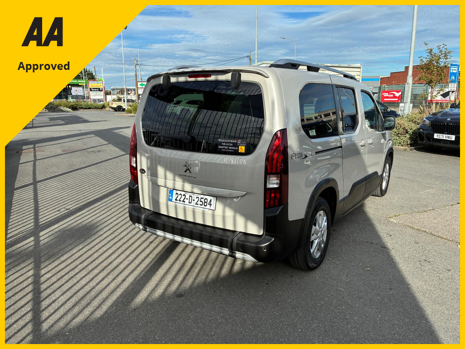 2022 Peugeot Rifter Allure Horizon L2 Wheelchair Accessible Taxi €42,950