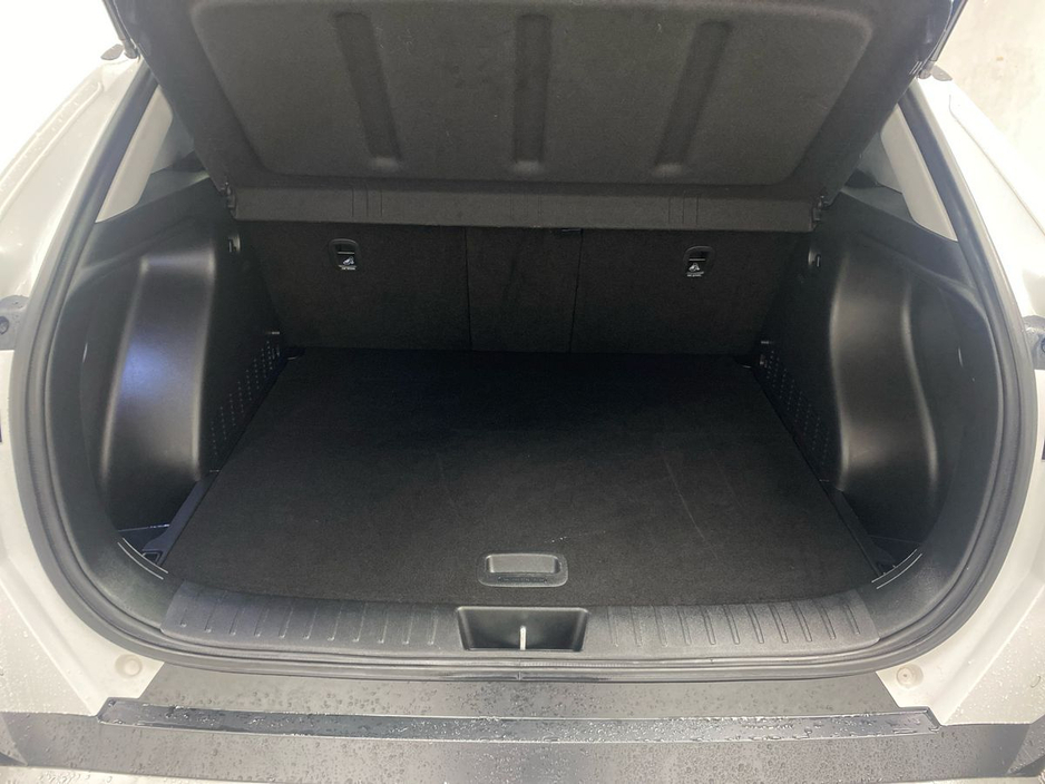 2024 Hyundai Kona - image 9