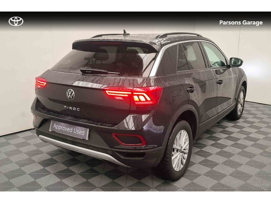 2022 Volkswagen T-Roc LIFE 2.0 TDI MANUAL 6SPEED FWD 116HP 5 5DR €29,995