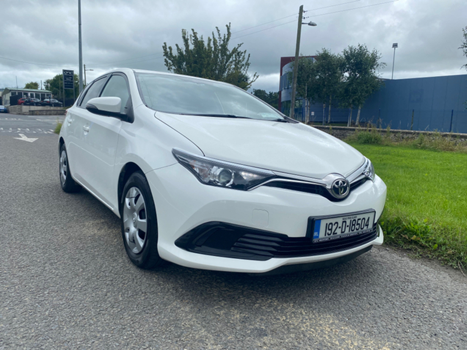 2019 Toyota Auris 1.4 D-4D TERRA 4DR Commerial (Including VAT) €11,950