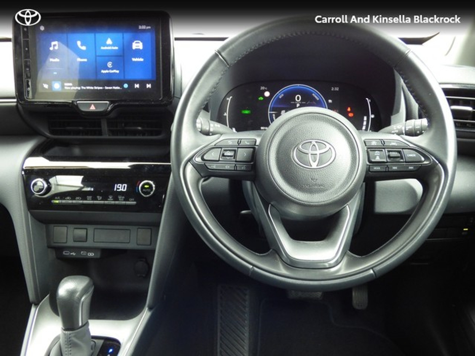 2022 Toyota Yaris Cross Hybrid Luna €25,950