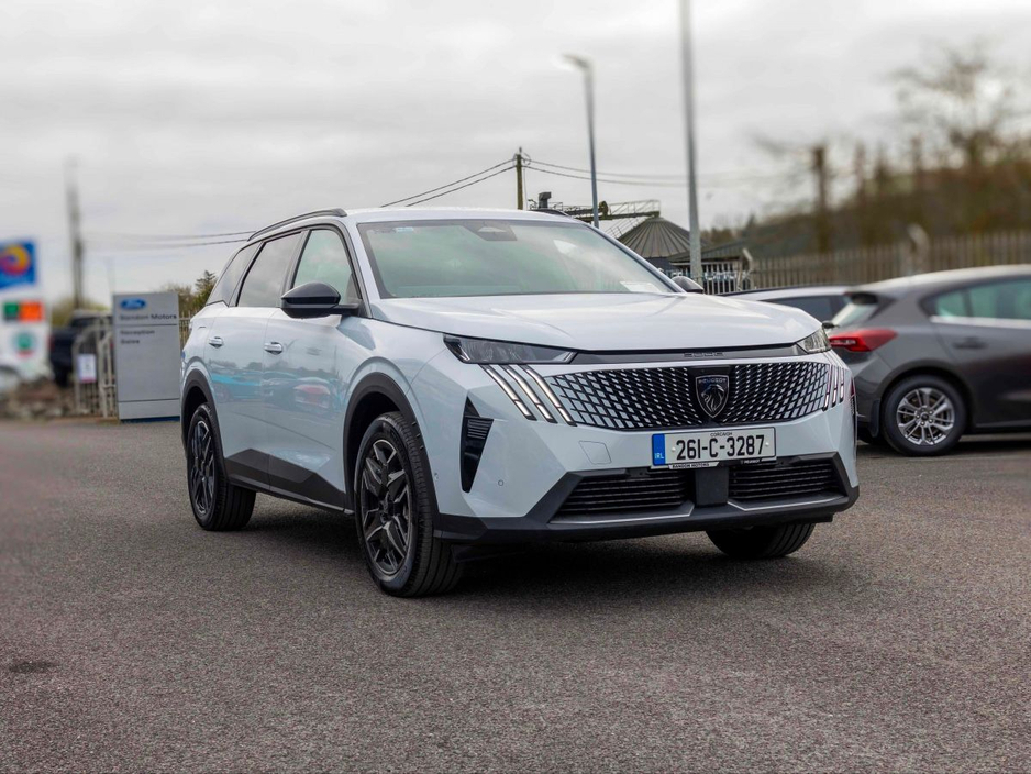 2026 Peugeot 5008 - image 7