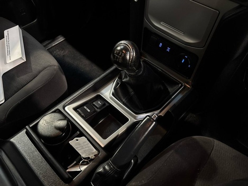 2023 Toyota Landcruiser LWB 2.8 COMM €48,950