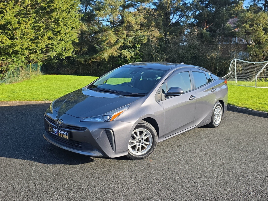 2020 Toyota Prius - image 19