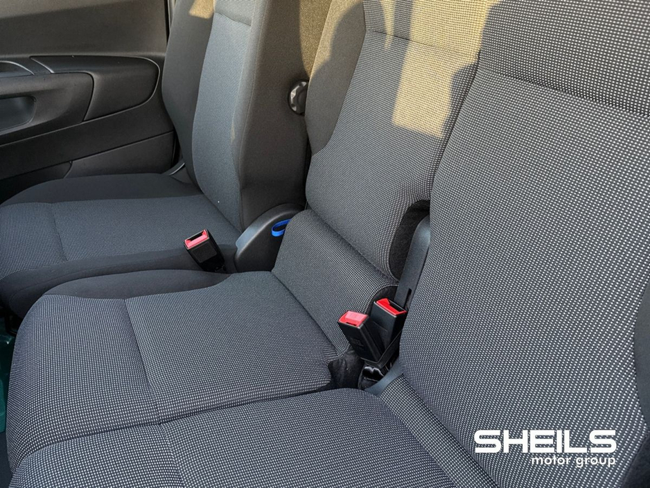 2026 Peugeot Partner - image 5