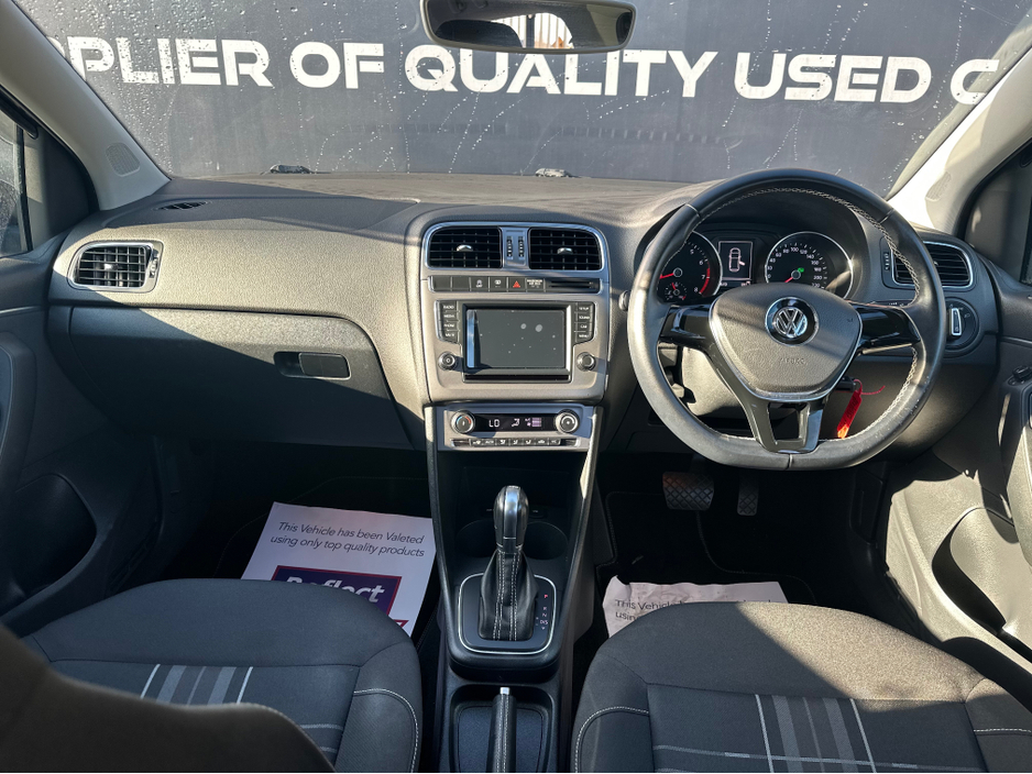 2015 Volkswagen Polo - image 10