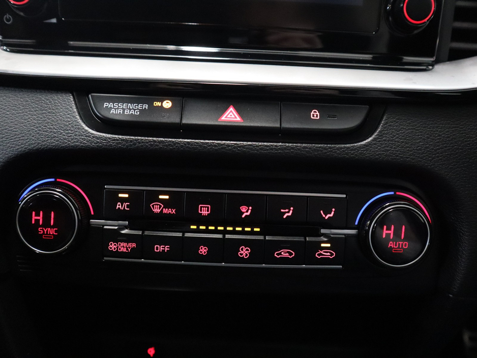 2023 Kia XCeed - image 18