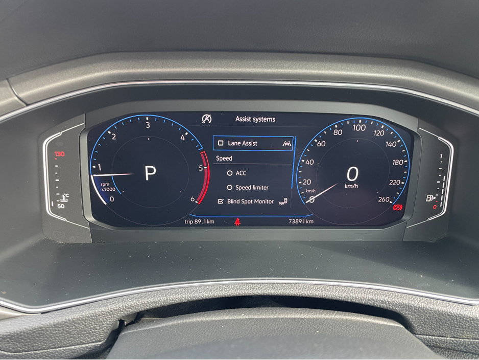 2021 Volkswagen T-Roc - image 15