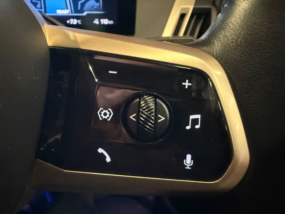 2023 BMW iX - image 16