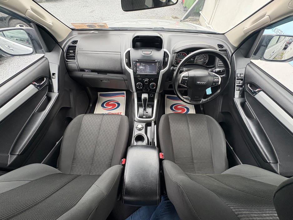 2020 Isuzu D-MAX - image 10